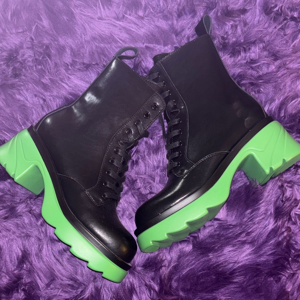 Black and Green Women's Boots